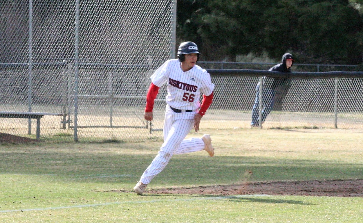 Eagles Looking for More Wins After Baseball Doubleheader Sweep